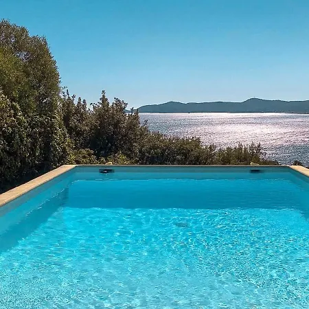 Select'sohome - De Pour 6 Personnes Avec Vue A 180 Degres - Piscine Et Services Inclus - Figa Le Lavandou
